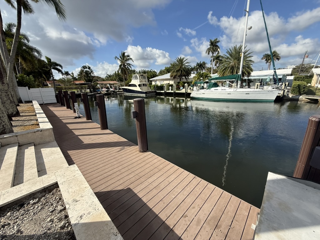 67ft Private Yacht Slip for Rent Dania Beach